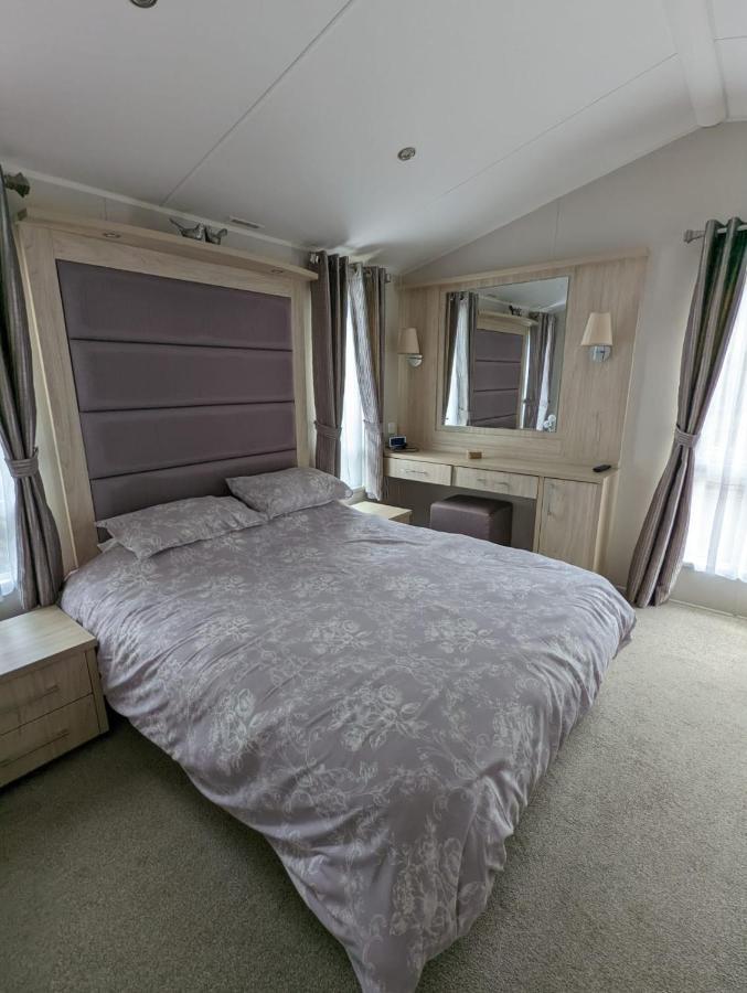 Beautiful Luxury Caravan Haven Littlesea Stunning Views Sleeps 6 Wyke Regis Exterior photo